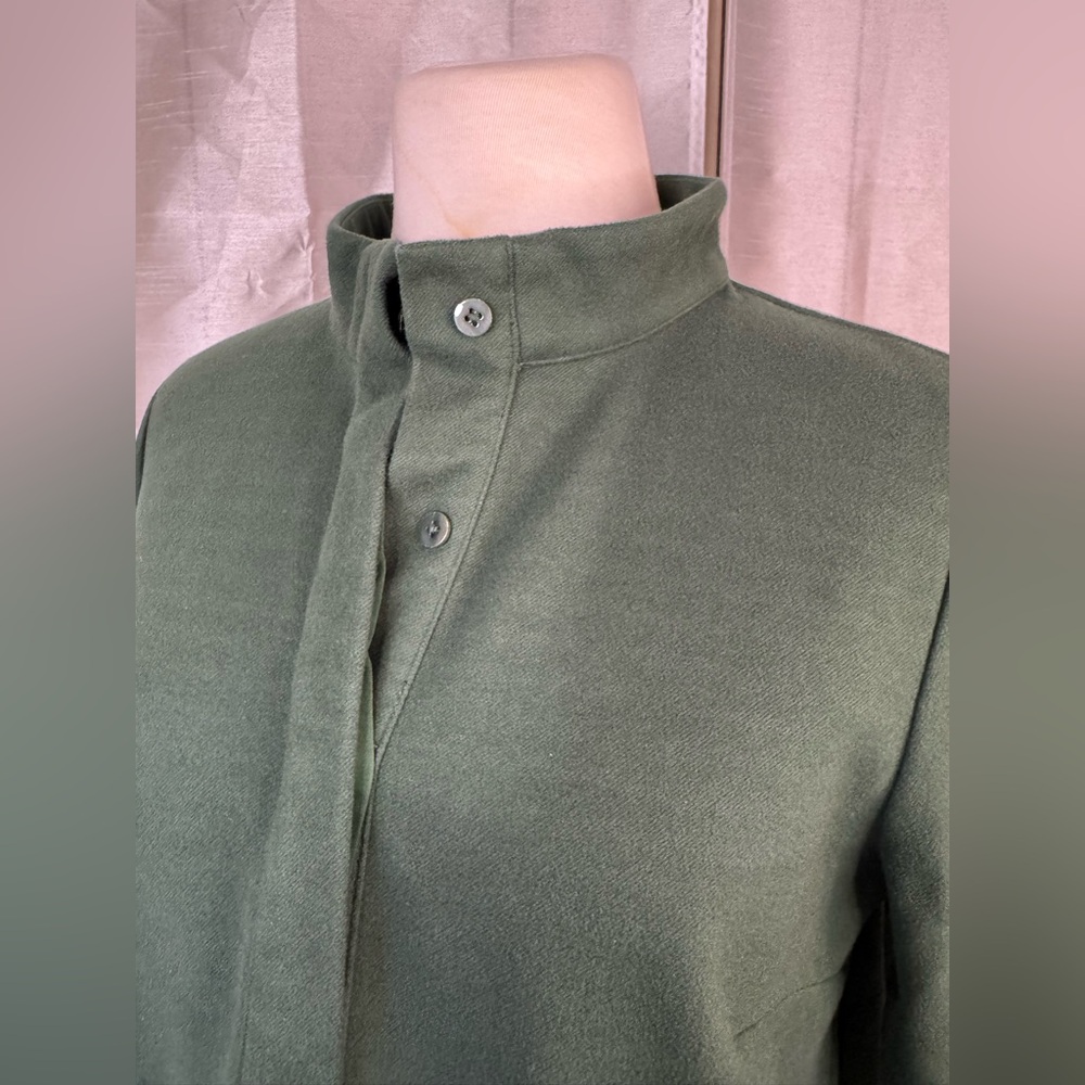 Green Avery Dress - Picture 2 of 11